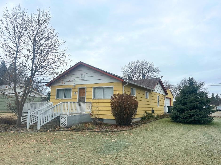 Single Family at 224 5TH St, Cheney, WA