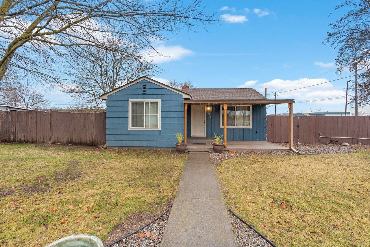 1521 LILY Rd