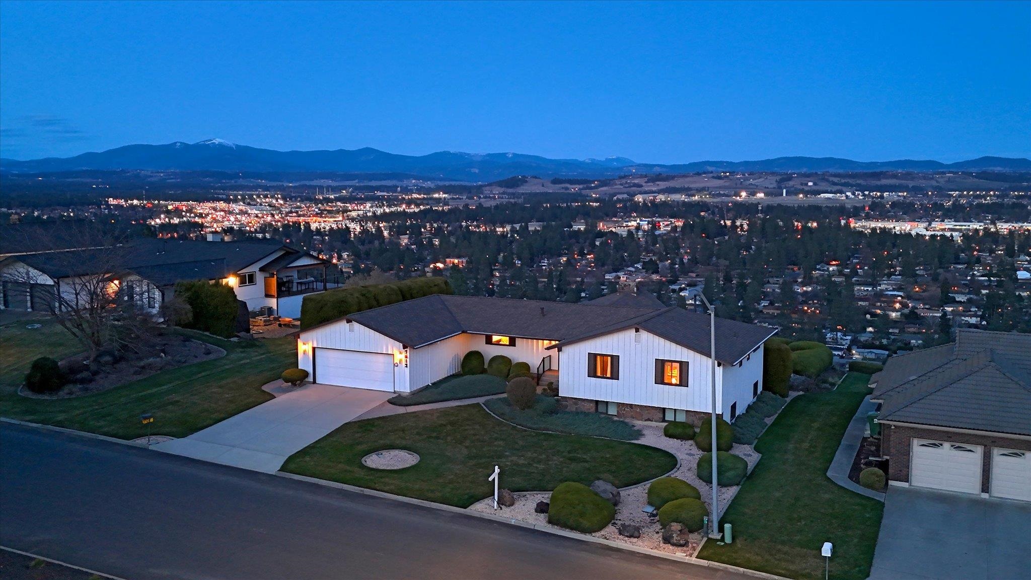 7612 Panorama Dr