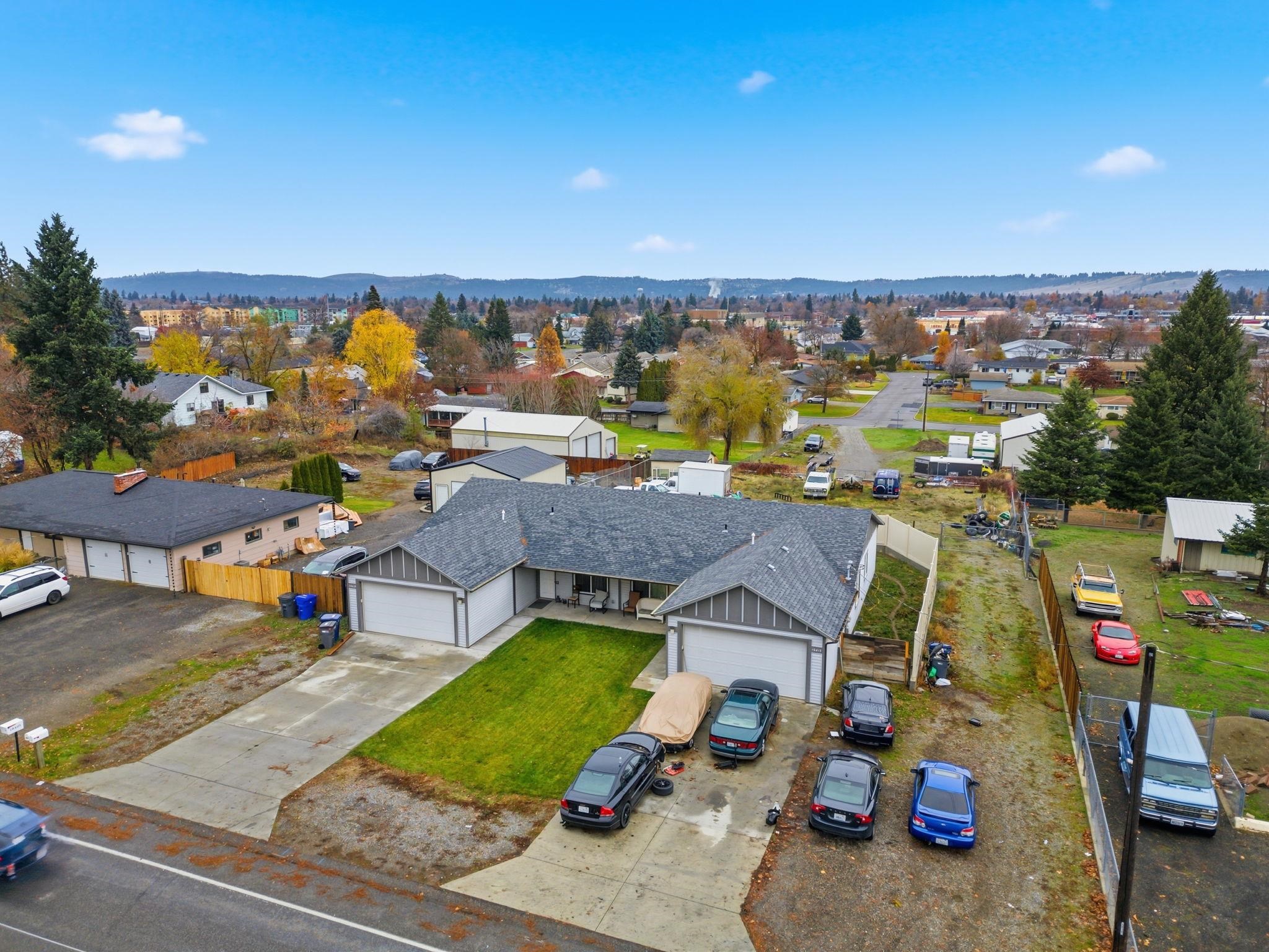 10413/10415 8th Ave