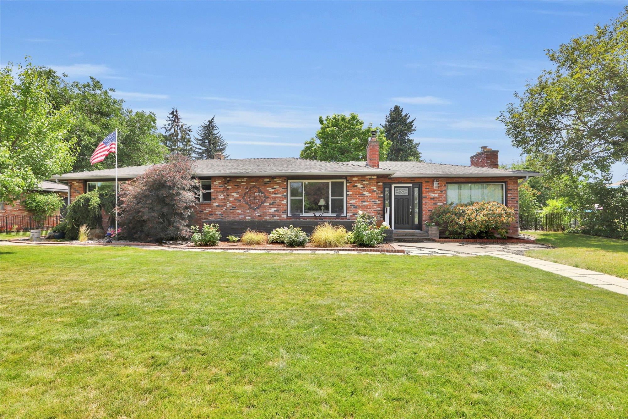Single Family at 14720 14TH Ave, Spokane Valley, WA