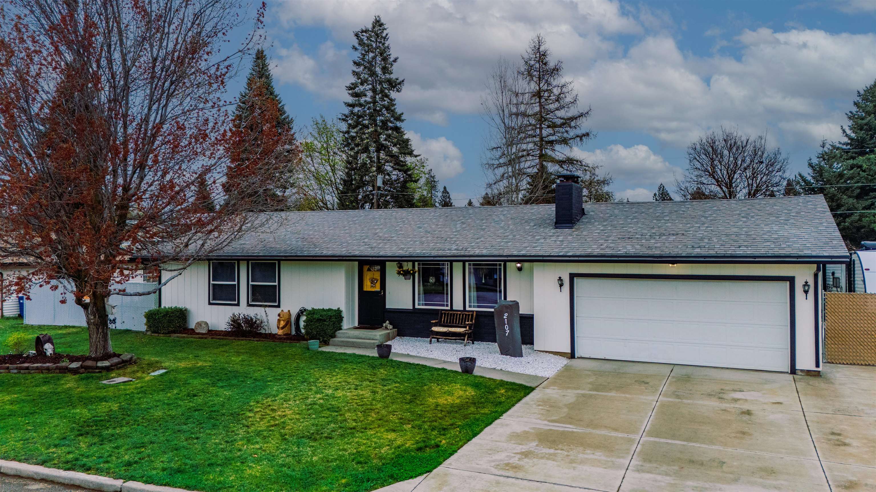 2107 Fawn Dr