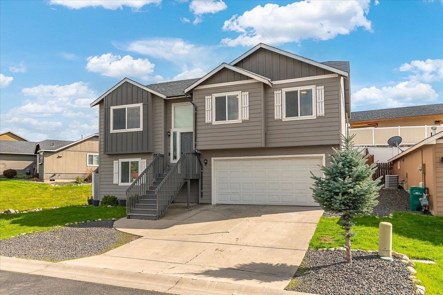 Single Family at 11708 Marietta Ln, Spokane Valley, WA