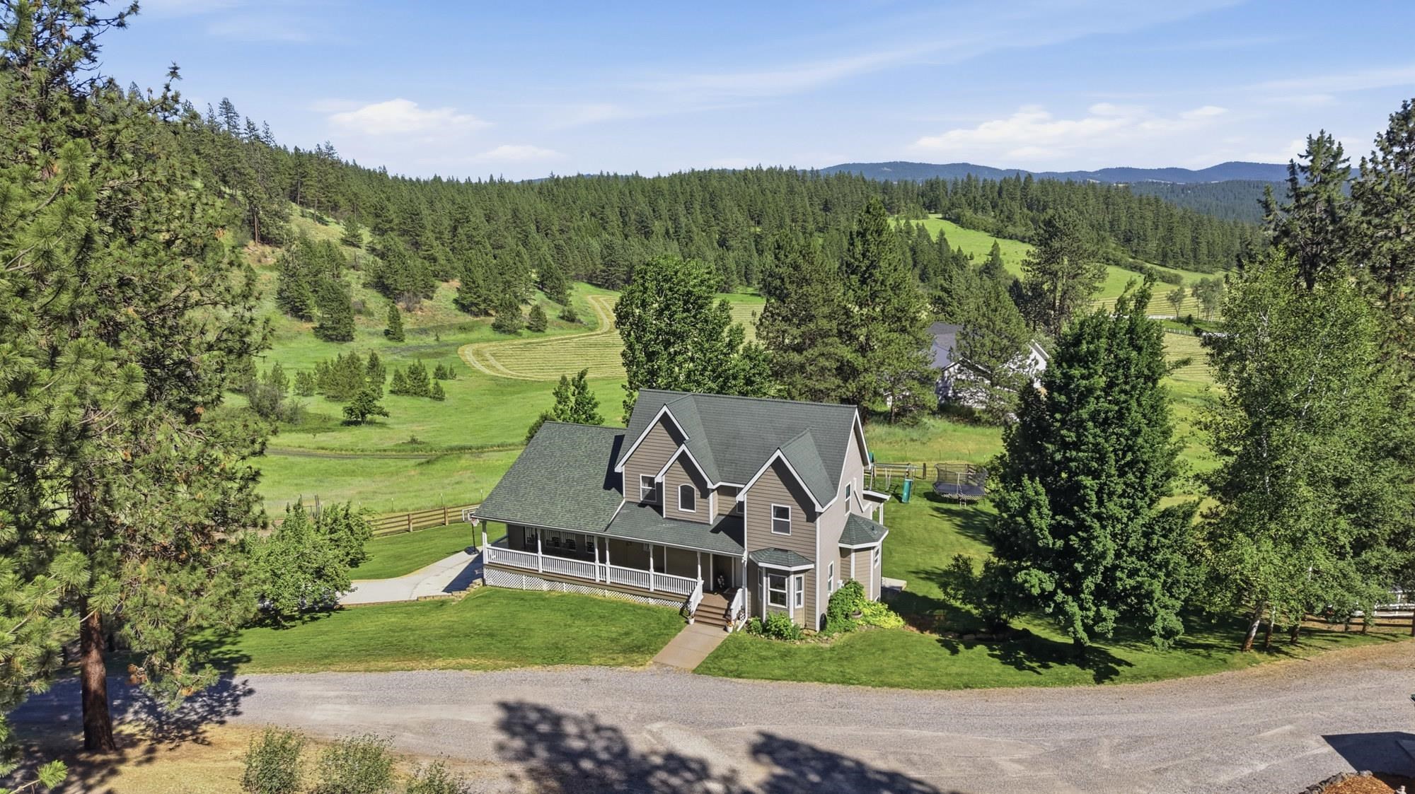 Single Family at 9516 Day Rd, Mead, WA