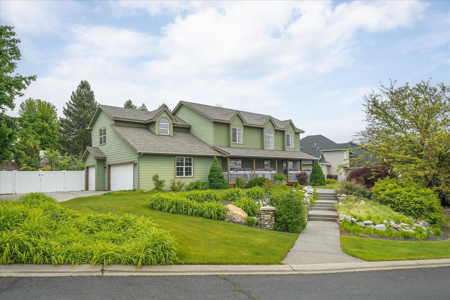 Single Family at 17201 Galaxy Ln, Greenacres, WA