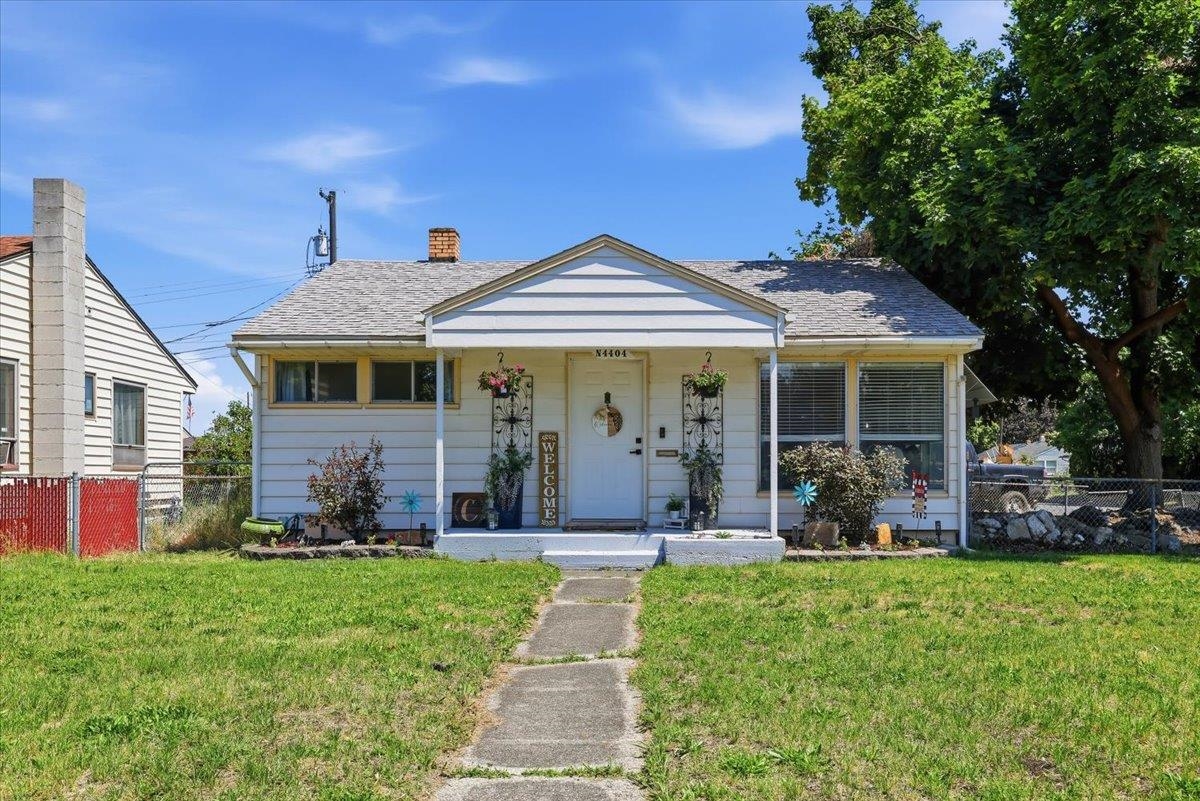 Single Family at 4404 Whitehouse St, Spokane, WA