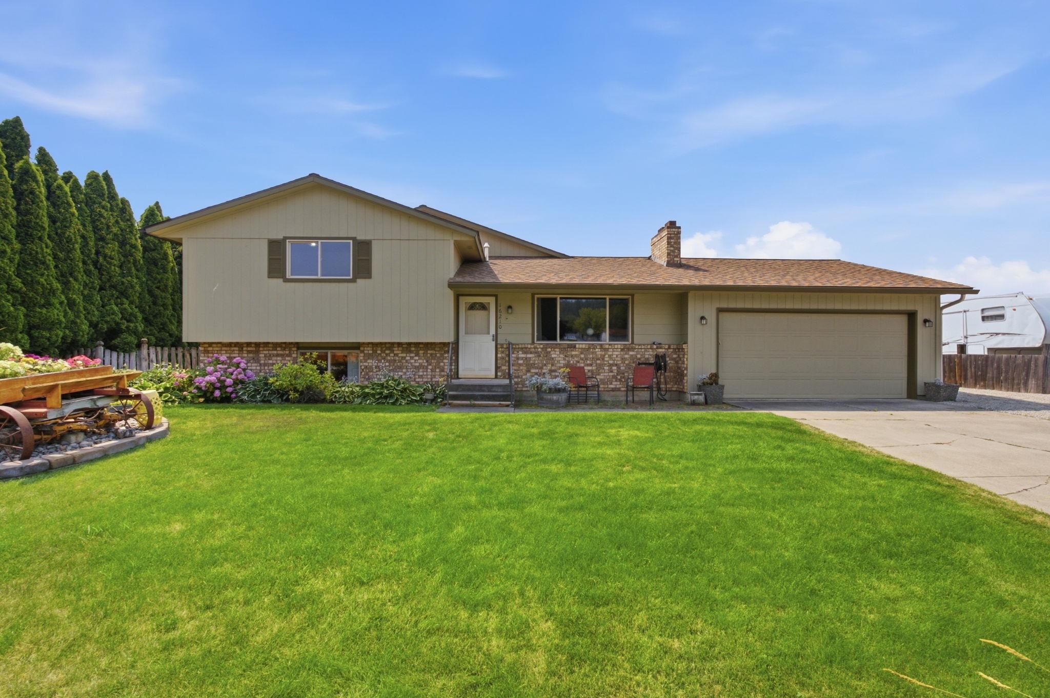 Single Family at 16210 Rich Ave, Spokane Valley, WA