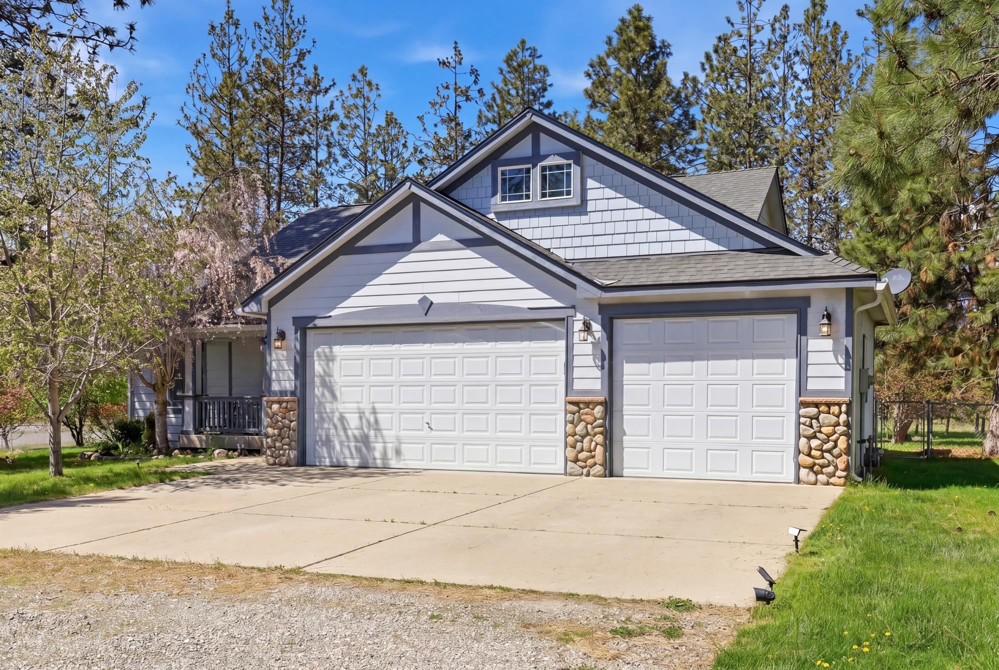 Single Family at 6261 Jenna Dr, Nine Mile Falls, WA