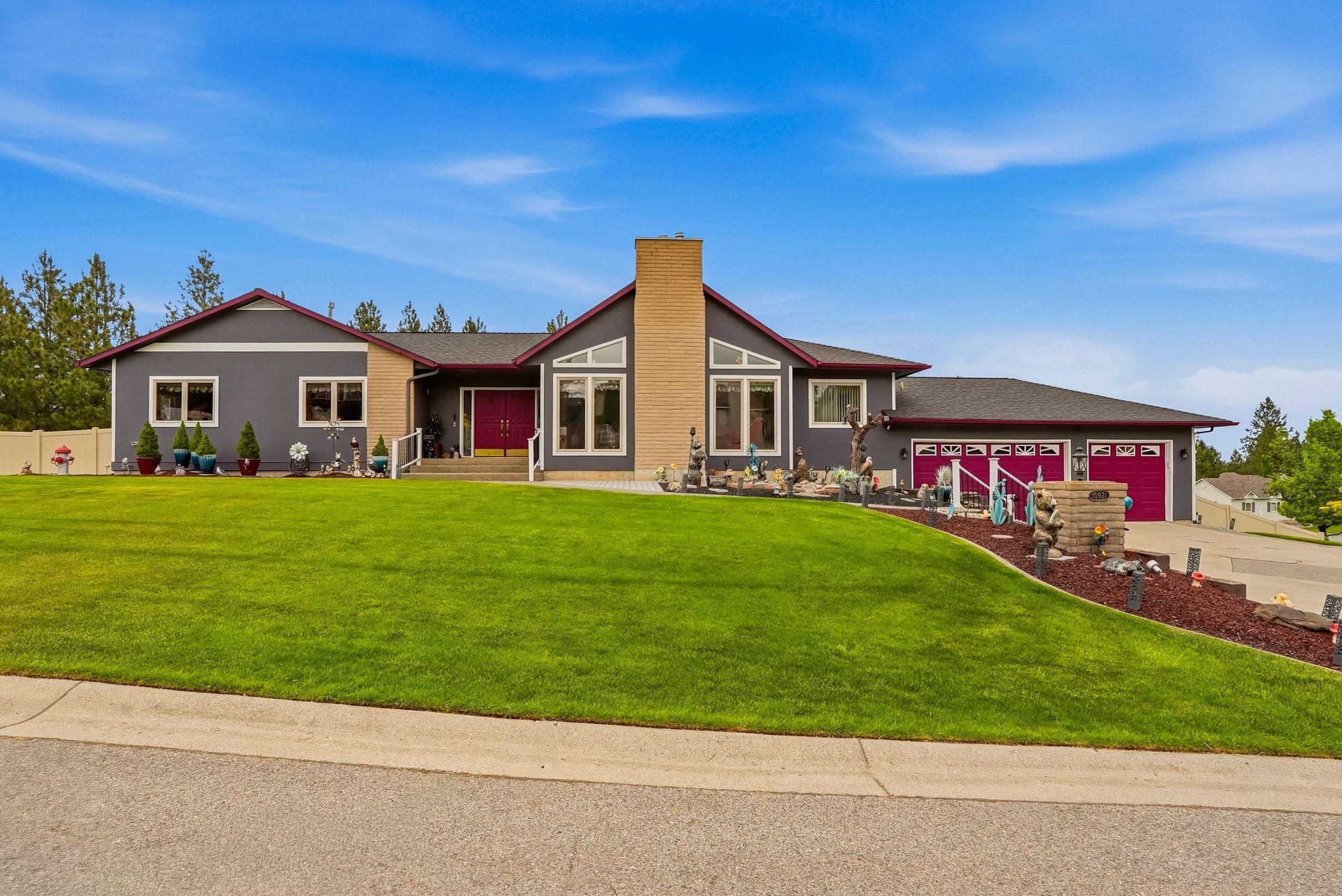 Single Family at 10921 Richard Ln, Spokane Valley, WA