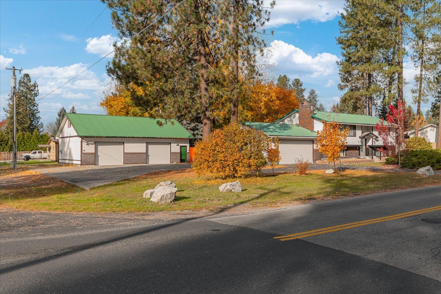 409 Colville Rd
