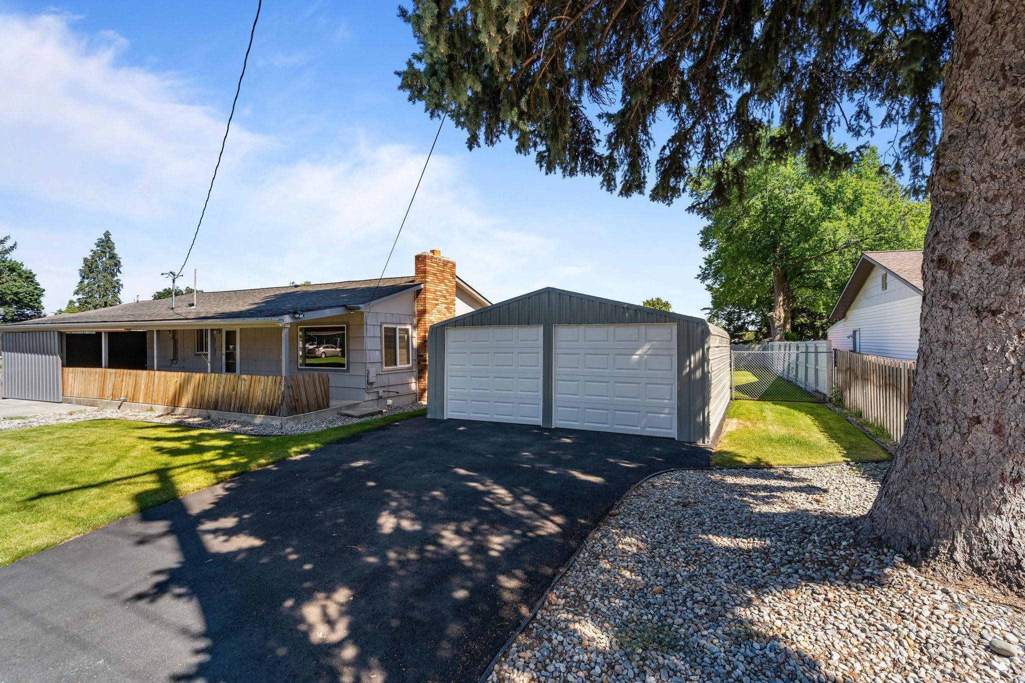 Single Family at 12719 8th Ave, Spokane Valley, WA